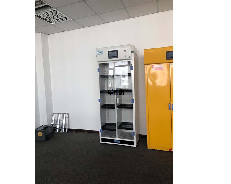 无管道净气型试剂柜